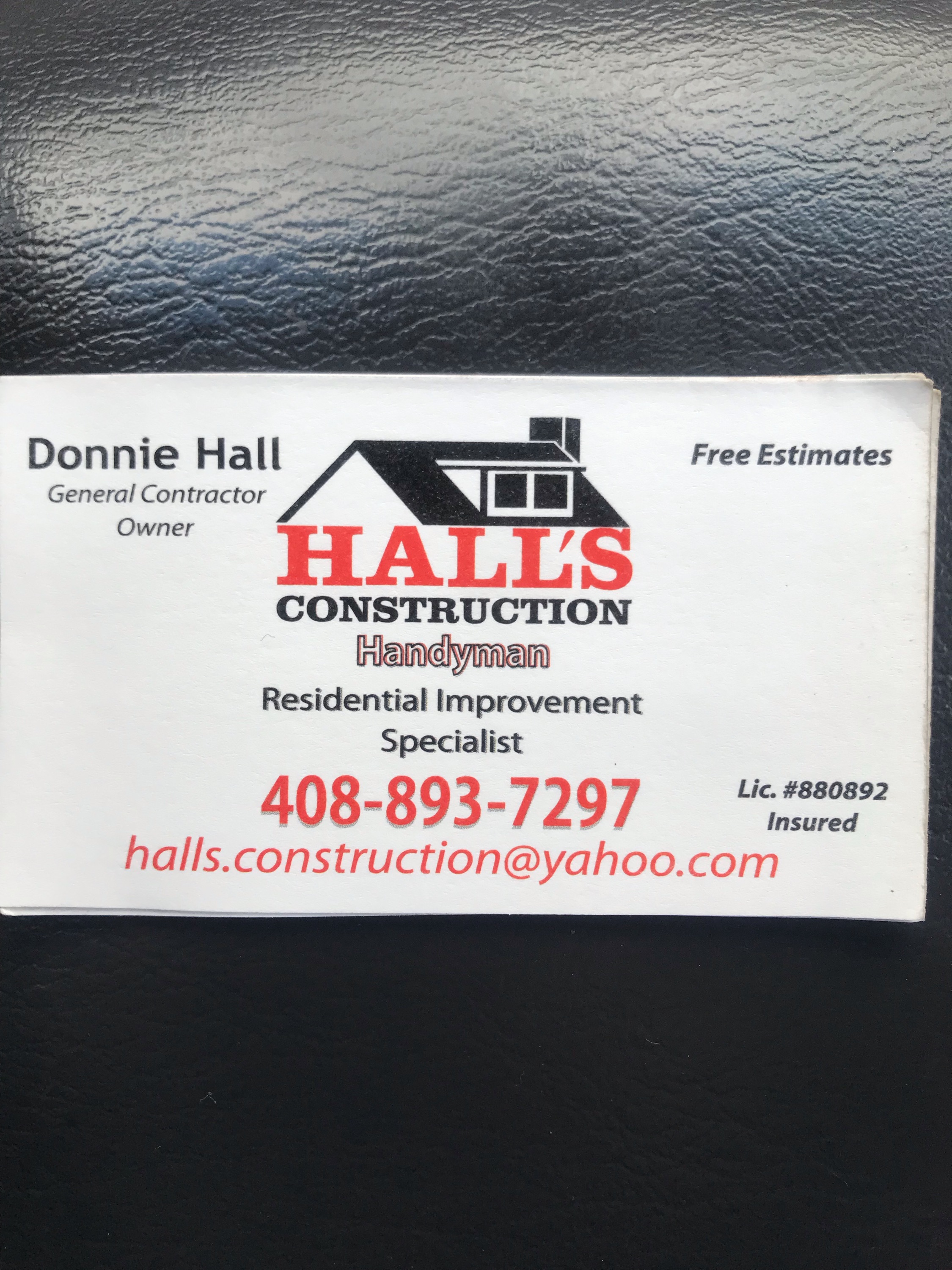Hall's Construction Logo